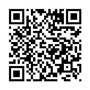 心里看着对面美的不可思议的男人二维码生成