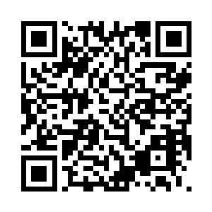 忍不住在他漂亮的小脸蛋儿上亲了一口二维码生成