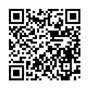 忙低头不敢再看向瑰丽娇美的妻子二维码生成