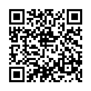 忧心忡忡的鸠并没有发现凌菲准备要出去二维码生成