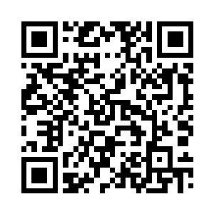 快步的沿着之前老男人他们走的路线二维码生成