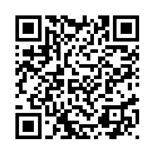 快速的凑上去亲了龙战挺直的鼻梁二维码生成