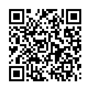 忽地张开双手抓住了铁门的两根铁柱二维码生成