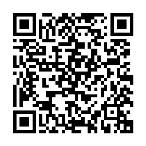 忽然发现在船舱的尽头还有一个独立的小房间自己没有进去过二维码生成