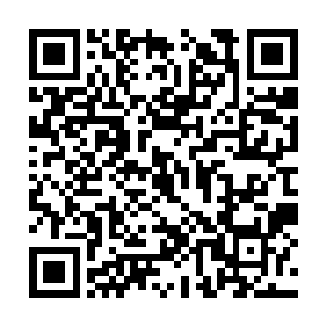 怒不可遏的西摩尔已经失去了一个作为统帅的冷静二维码生成