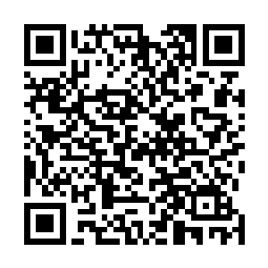 急中生智之下连忙调御起幌金绳一圈圈从翟冰清身上褪下二维码生成