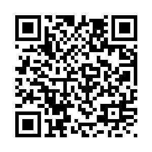 急忙冲上台去抢救重伤倒地的熊武二维码生成