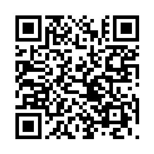 急迫有将功赎罪之意的挽住昭华郡主手臂二维码生成