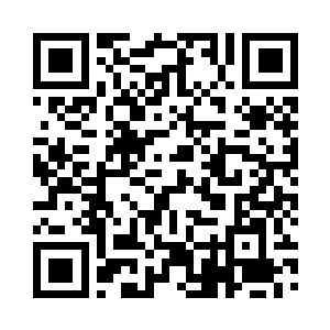 性感的红唇轻轻地咬住了夏云杰的耳垂二维码生成