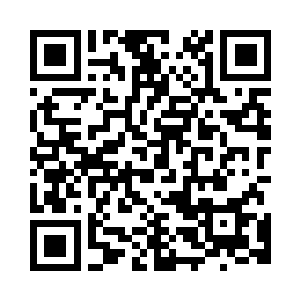 总算在正殿门口两侧的四根廊柱上二维码生成