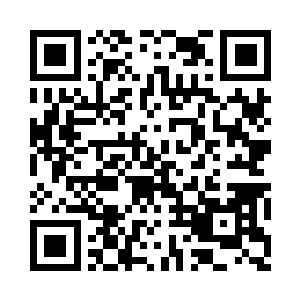 恍若戈壁滩上突兀出现一片血腥的丛林二维码生成