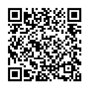 恐怖地温度将他体表的熏黑色皮肤竟是烧成成了灰烬二维码生成