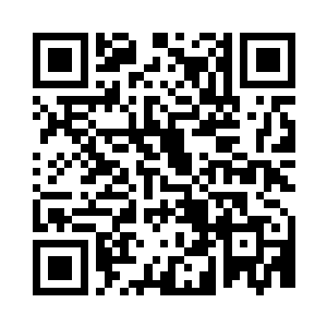 悠闲走在街道上的夜染唇角噙着一抹微笑二维码生成