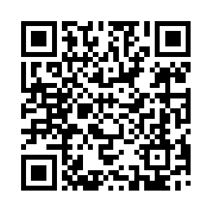 悬浮着一块巨大的足有数百平方米的巨型石块二维码生成