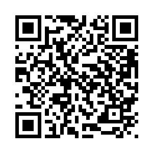 惊华松手用手帕擦擦自己的汗珠道二维码生成