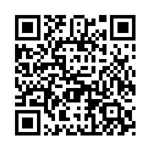 惊天动地的爆炸和子弹风暴的横扫二维码生成