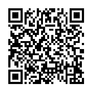 想办法经过另外一个与温柔要好的同学传给温柔二维码生成