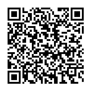 想要分析一下过去在全球大卖的好莱坞那些著名的电影大片的数据二维码生成