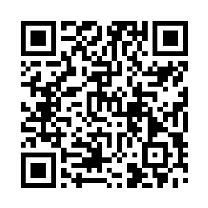 愉快的吹着口哨开车离开了超市的地下停车场二维码生成