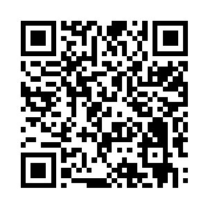 感受着人生第一次离家远行的不安和兴奋二维码生成