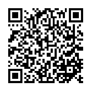 感叹着如果早就问出口也不用又难受又憋闷的度过这么一天二维码生成