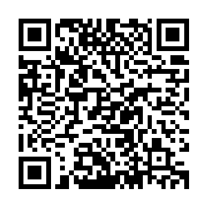感觉就好像是另外一个世界的事――而那是一个让他憧憬的世界二维码生成