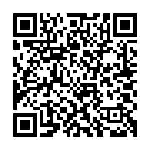 愤怒等人联手发起的攻击也此起彼伏地轰击在了那五色光手之上二维码生成