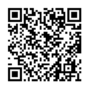 慕容玥目光悲悯地看着淑妃气极间袒露开的衣襟二维码生成