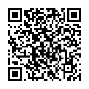 慕容玥转身见到慕容宰相和柳姨娘虽然发丝有些乱二维码生成