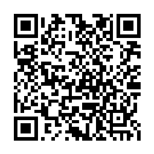 慕容雪还是第一次被一个男人当面夸奖自己漂亮二维码生成