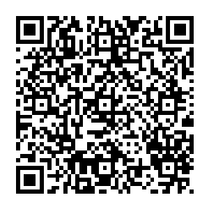 慢慢地形成了现在这种介乎于普通工作关系和关系密切的同事关系之间这种特殊状态二维码生成