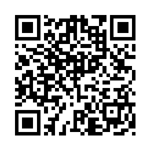 慧琳在舞台上的表演竟是万分自信的二维码生成