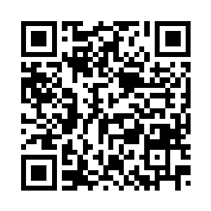 我一个人在残缺的灯光下写着日记二维码生成