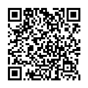 我不知道他们的思路是否来自于钢铁侠这部电影二维码生成