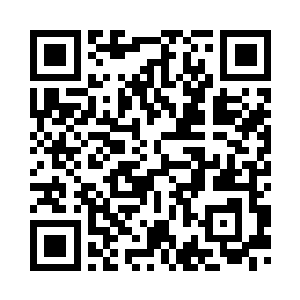 我们三个人在屋子里面商量了一会二维码生成