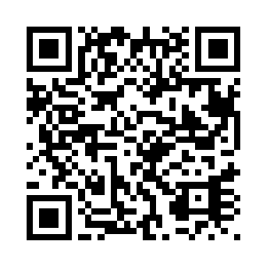 我们又冲到已经昏厥的孙维维身前二维码生成