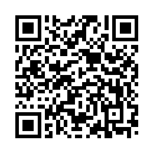 我们又急匆匆地把武师傅送回医院二维码生成