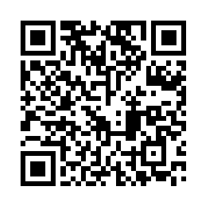 我们在一座沙丘里找到了莫妮卡圣女的尸体二维码生成