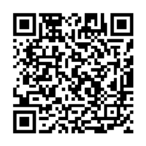 我们完全可以打造一张硬摇滚和垃圾摇滚为主的专辑二维码生成