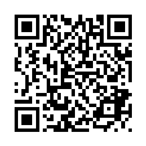 我们当父母的自然不会真跟他计较二维码生成