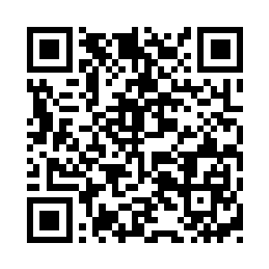 我们很快就出现在了空无一人的别墅群中二维码生成