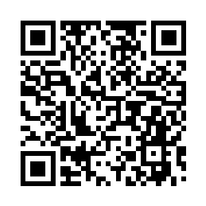 我又拿出了那枚刻了我名字的镇妖石二维码生成