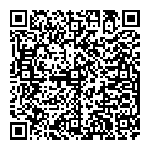 我和徐韶带着十八个人往宫家靠近山的工地过去了的朱明猴子郭睿大涛他们带着另外的十五个人往南区的一个工地过去了二维码生成