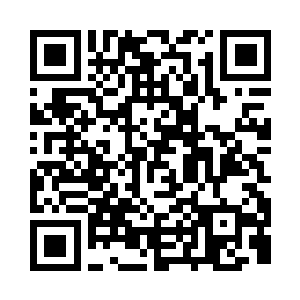 我和阮小姐正在我们家的海鲜店吃晚饭二维码生成