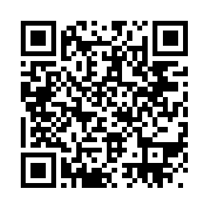 我将这几块血红色的棺木抓在手上二维码生成