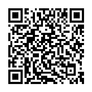 我建议你去厨房找一根黄瓜或者茄子填补空虚吧二维码生成