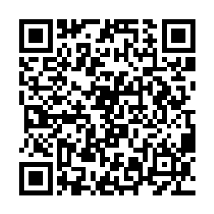 我忙用眼偷偷瞄了一下还立在水沲中的长生和苗老汉二维码生成