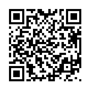我快速的飞行了数十分钟才到了毛叔家二维码生成