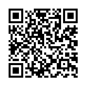 我现在就给你找一下那个美女老板的电话二维码生成