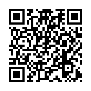 我的手指荡起刮到了他耳根下的一个地方二维码生成